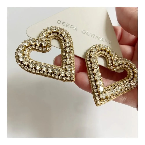NEW Deepa Gurnani Bia Heart Earrings - Picture 5 of 6